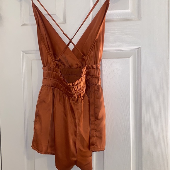 One piece romper - Picture 5 of 5